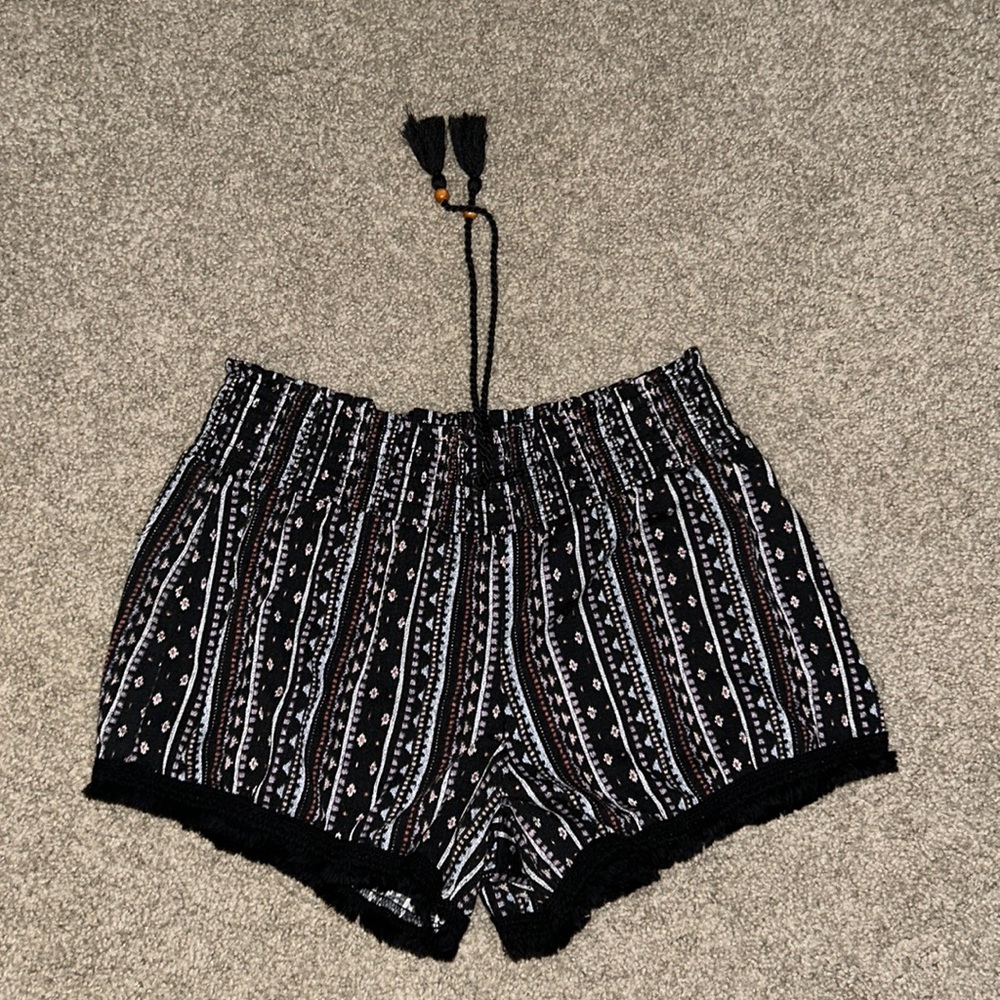 BOHO SHORTS